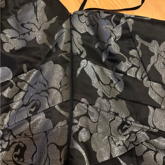 White House Black Market Strapless Floral Dress - Picture 5 of 5